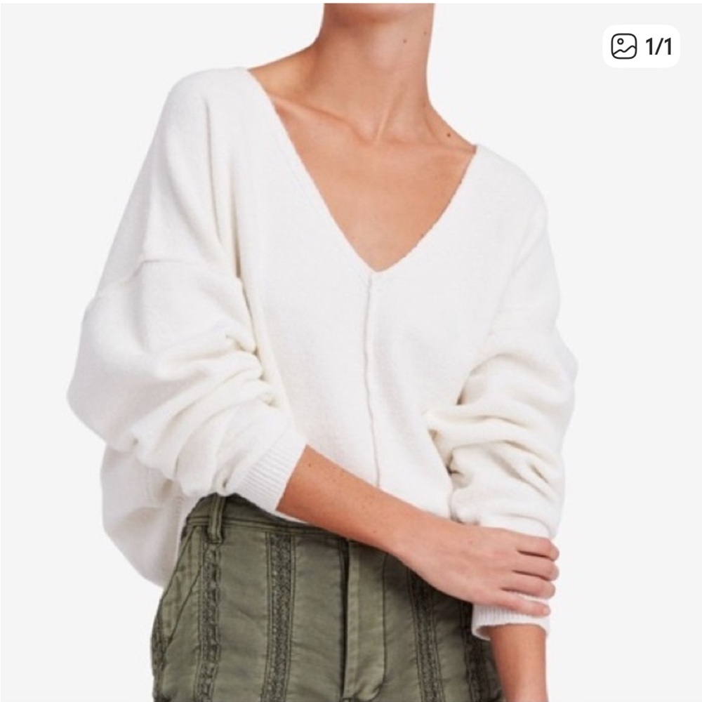 FREE PEOPLE TAKE ME PLACES SEAMED OVERSIZED SWEATER IN IVORY SZ MEDIUM
